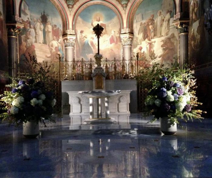 église Saint Cloud fleuriste mariage le Chapelin Fretz